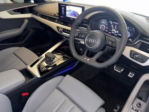 Audi A4 40TFSI Black Edition - Image 7