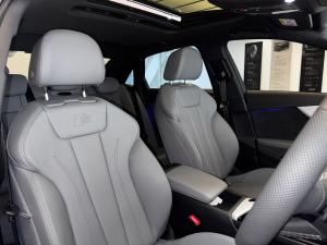 Audi A4 40TFSI Black Edition - Image 8