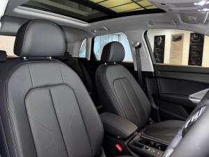 Audi Q3 35TFSI Advanced - Image 8