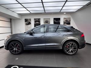 Audi Q8 55TFSI quattro - Image 3