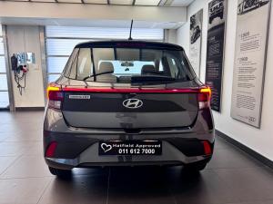 Hyundai Grand i10 1.0 Premium hatch - Image 8