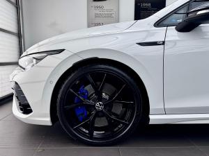 Volkswagen Golf R - Image 4