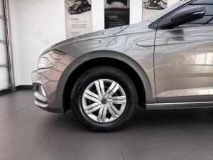 Volkswagen Polo sedan 1.4 Trendline - Image 6