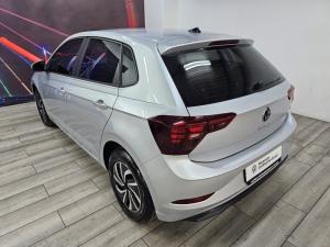 Volkswagen Polo hatch 1.0TSI - Image 2