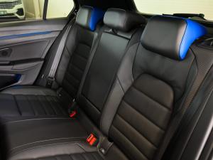 Volkswagen Golf R - Image 14