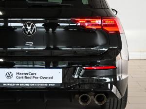 Volkswagen Golf R - Image 18