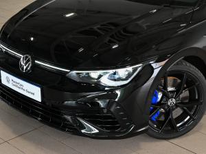 Volkswagen Golf R - Image 4