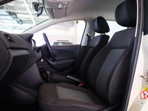 Volkswagen Polo Vivo hatch 1.4 Life - Image 10