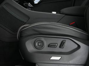 Volkswagen Touareg V6 TDI R-Line - Image 15