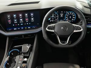 Volkswagen Touareg V6 TDI R-Line - Image 6