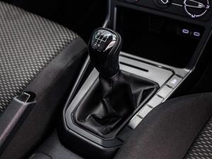 Volkswagen Polo hatch 1.0TSI - Image 12