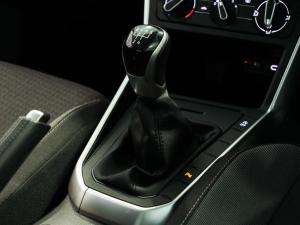 Volkswagen Polo hatch 1.0TSI Life manual - Image 9
