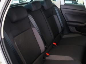 Volkswagen Polo hatch 1.0TSI Life auto - Image 14