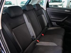 Volkswagen Polo hatch 1.0TSI Life auto - Image 17