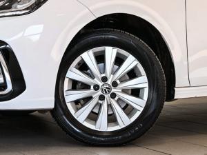 Volkswagen Polo sedan 1.0TSI Life - Image 5