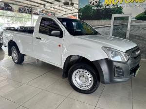 Isuzu D-Max Gen 6 250 single cab Fleetside safety - Image 1