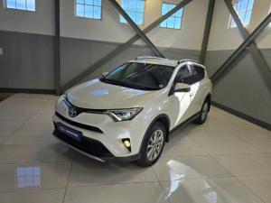 Toyota RAV4 2.2D-4D AWD VX - Image 7