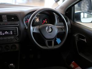 Volkswagen Polo Vivo hatch 1.4 Trendline - Image 13