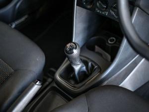Volkswagen Polo Vivo hatch 1.4 Trendline - Image 14
