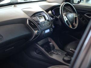 Hyundai ix35 2.0 Elite - Image 10