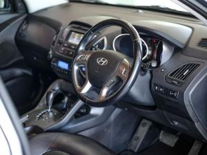 Hyundai ix35 2.0 Elite - Image 11