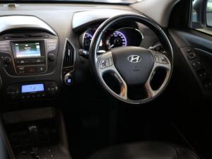 Hyundai ix35 2.0 Elite - Image 12