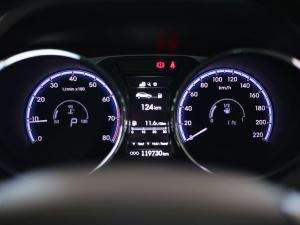 Hyundai ix35 2.0 Elite - Image 14