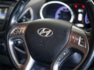 Hyundai ix35 2.0 Elite - Image 16