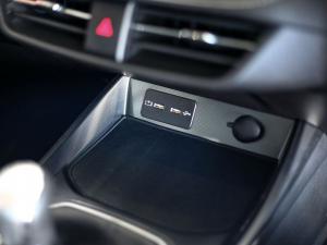 Haval Jolion 1.5T Luxury manual - Image 16