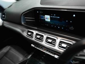 Mercedes-Benz GLE GLE300d 4Matic - Image 11