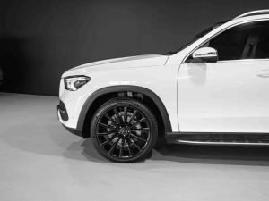 Mercedes-Benz GLE GLE300d 4Matic - Image 19