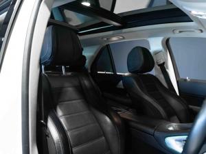 Mercedes-Benz GLE GLE300d 4Matic - Image 8