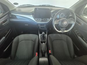 Toyota Starlet 1.5 XR manual - Image 6