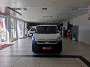 Toyota Quantum 2.8 LWB panel van - Image 6