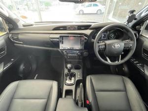 Toyota Hilux 2.8GD-6 48V double cab Legend - Image 7
