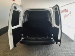 Volkswagen Caddy Maxi 2.0TDI panel van - Image 5