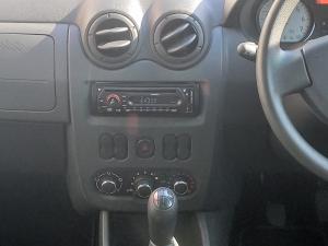 Nissan NP200 1.6i safety pack (aircon) - Image 11