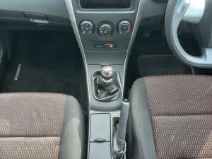 Toyota Corolla Quest 1.6 - Image 10