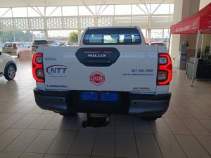 Toyota Hilux 2.8 GD-6 RB LegendE/CAB - Image 5