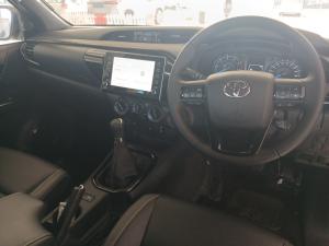 Toyota Hilux 2.8 GD-6 RB LegendE/CAB - Image 6