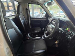 Mahindra PIK UP 2.2 Mhawk S6S/C - Image 12