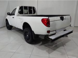 Mitsubishi Triton 2.4 GLX - Image 3