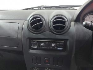 Nissan NP200 1.6i safety pack (aircon) - Image 9