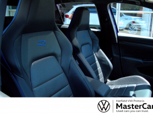 Volkswagen Golf R - Image 9