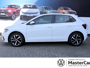 Volkswagen Polo hatch 1.0TSI Life manual - Image 3