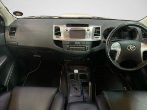Toyota Hilux 3.0D-4D double cab Raider Legend 45 auto - Image 6