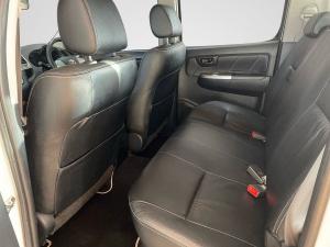 Toyota Hilux 3.0D-4D double cab Raider Legend 45 auto - Image 8