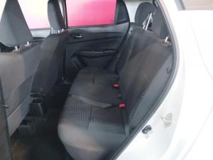 Suzuki Swift 1.2 GL auto - Image 10