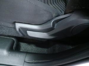 Suzuki Swift 1.2 GL auto - Image 19