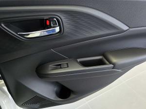 Suzuki Swift 1.2 GL+ auto - Image 10